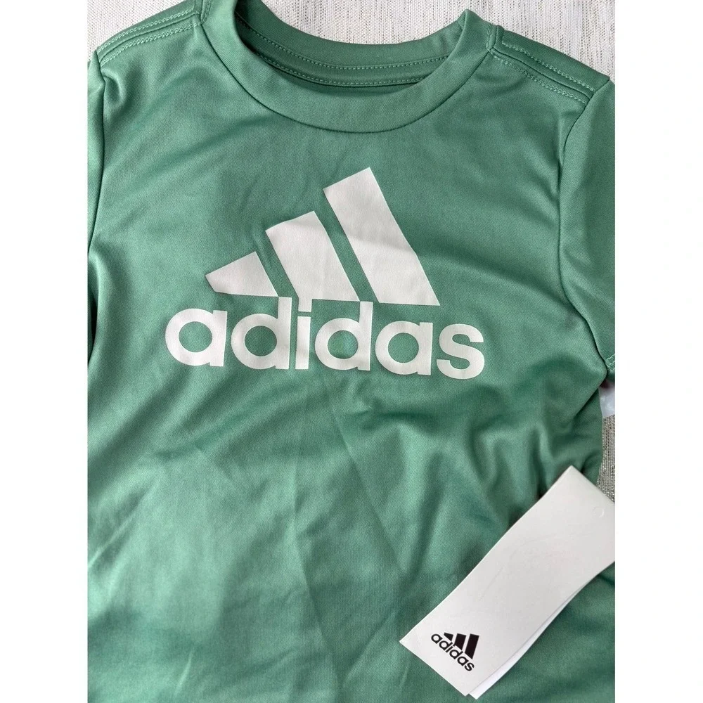 NWT Adidas set size 18 months